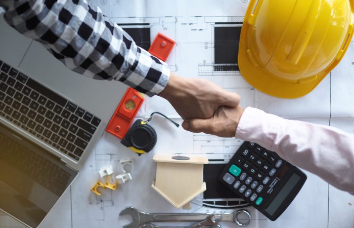 Hand,In,Hand,Between,Project,Contractors,And,Customers,Due,To
